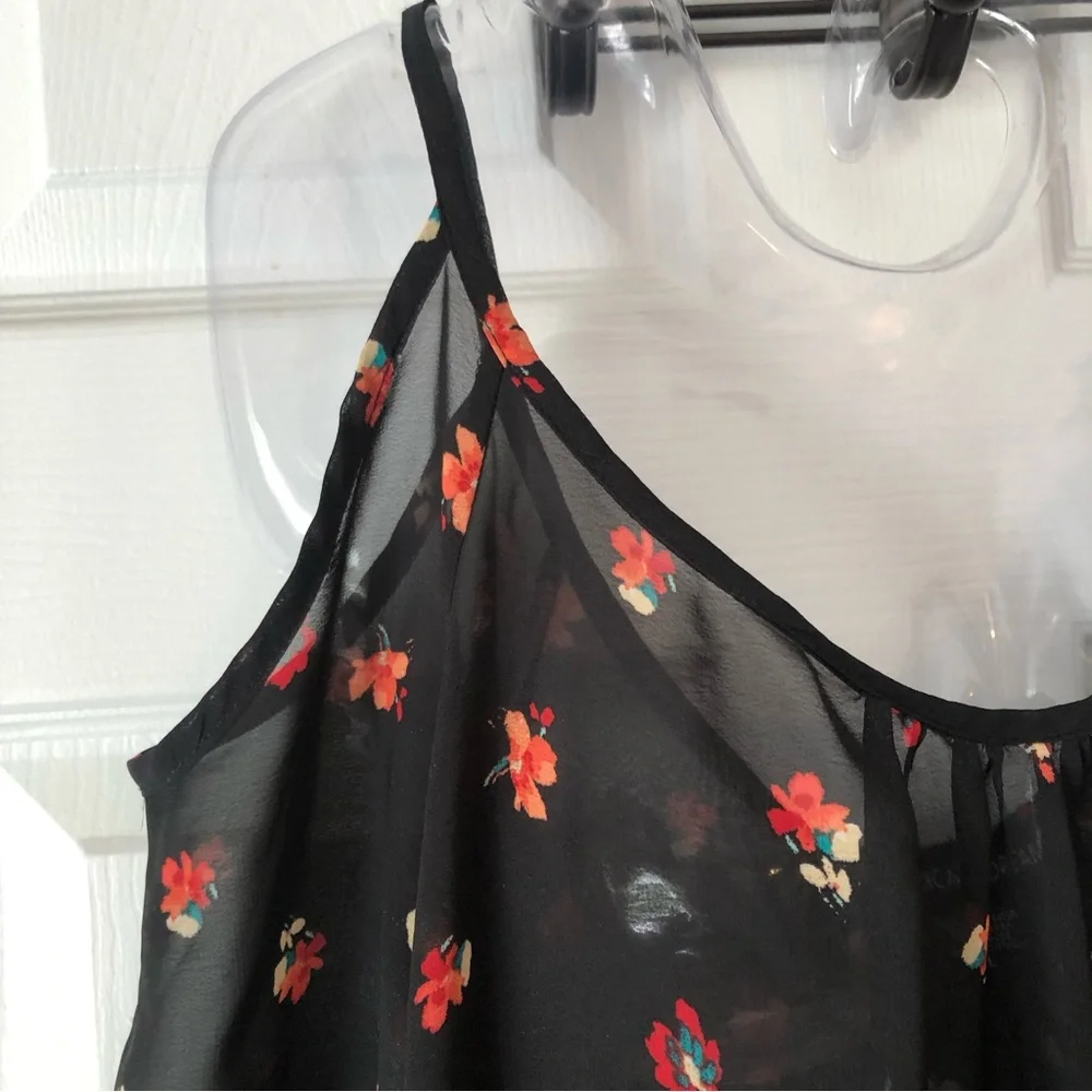 Cold Shoulder Top - Picture 3 of 5